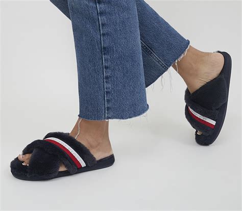 tommy hilfiger slippers female.